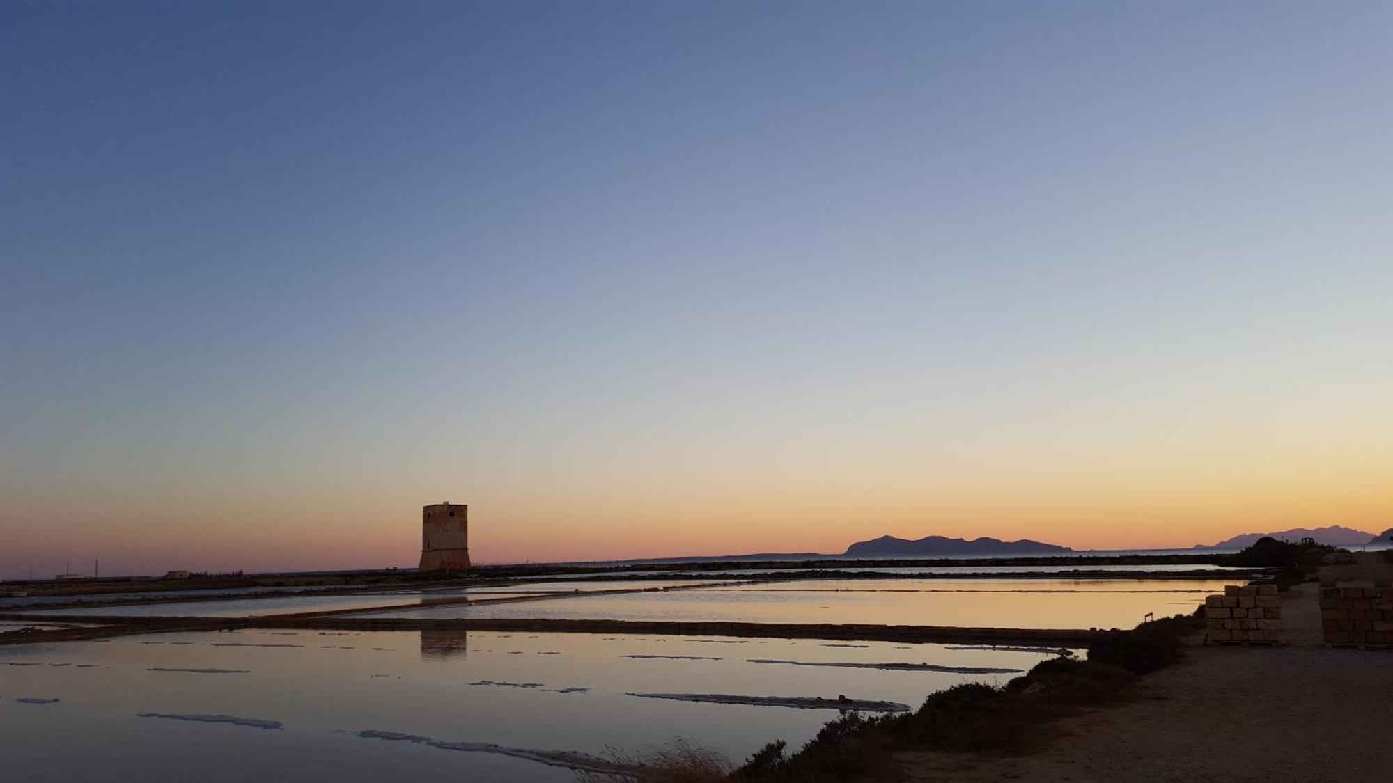 La Casa Di Paoletta A Due Passi Dal Mare Daire Trapani Dış mekan fotoğraf