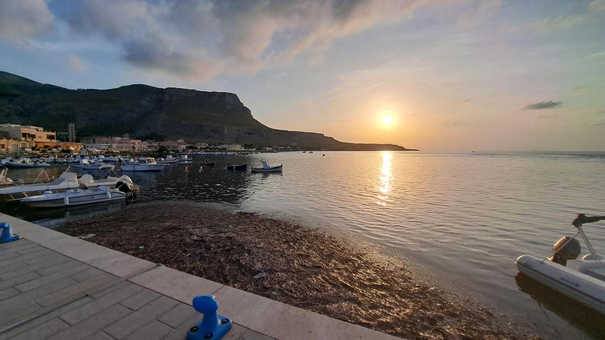 La Casa Di Paoletta A Due Passi Dal Mare Daire Trapani Dış mekan fotoğraf