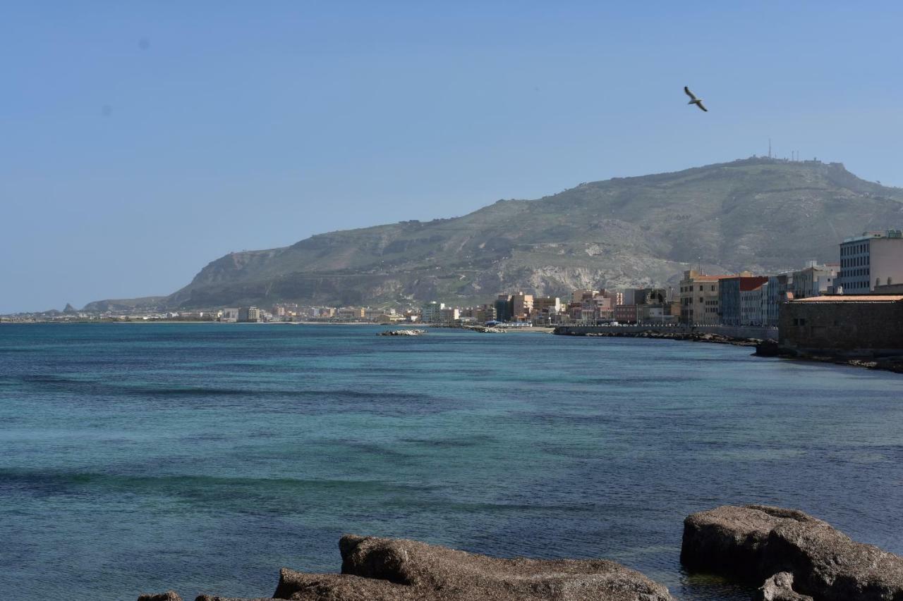 La Casa Di Paoletta A Due Passi Dal Mare Daire Trapani Dış mekan fotoğraf